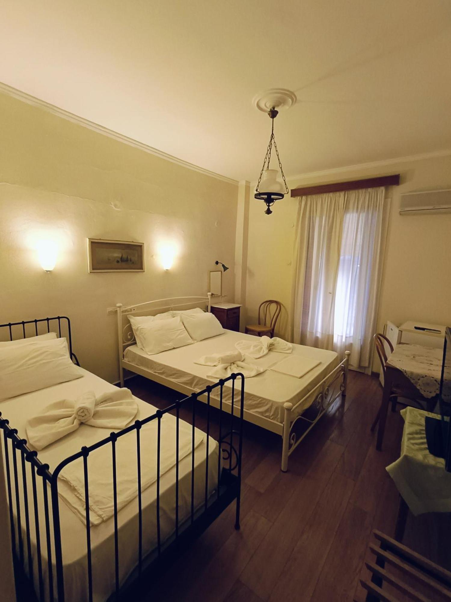Anesis Hotel Loutra Edipsou  Exterior photo