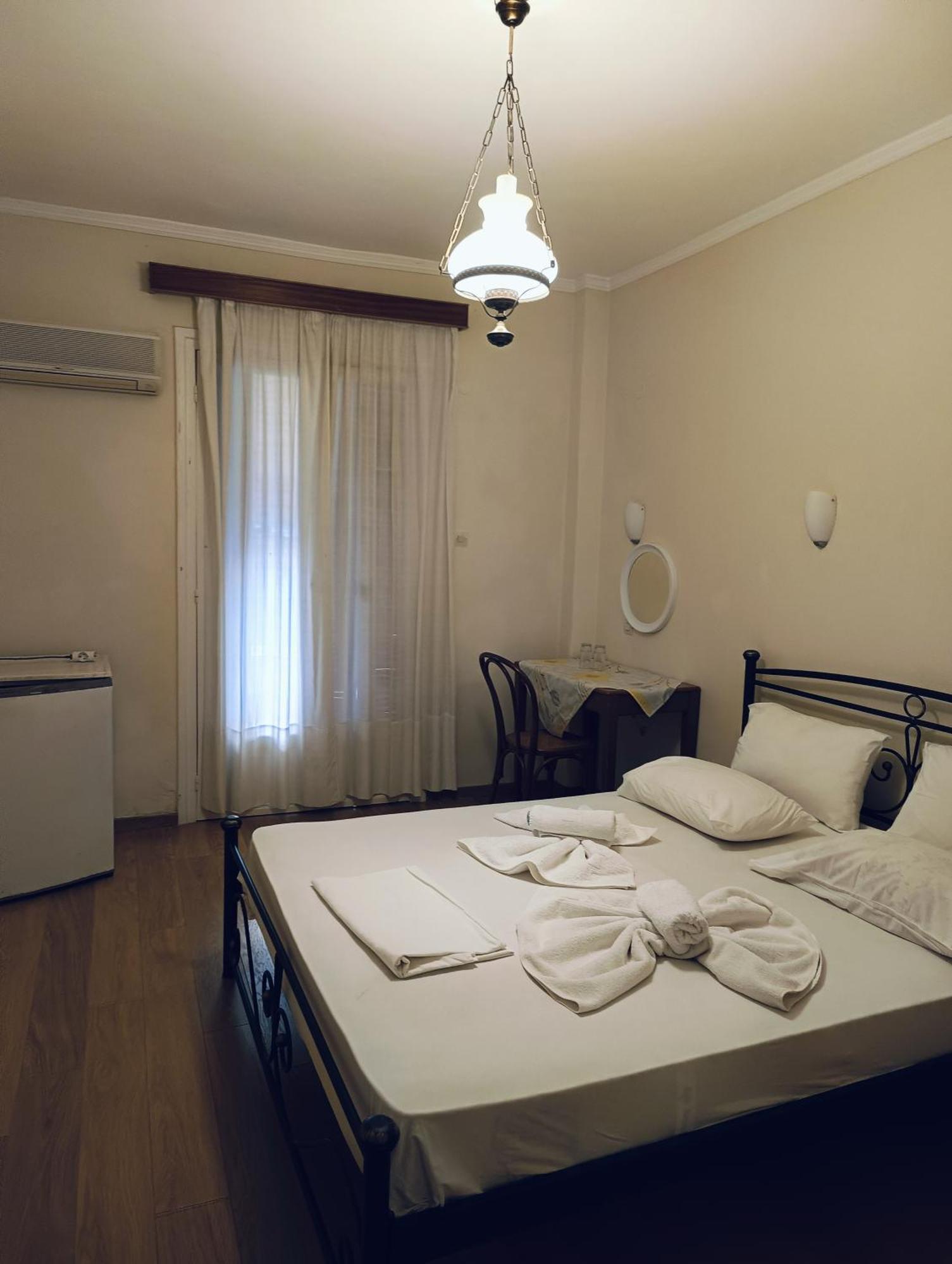 Anesis Hotel Loutra Edipsou  Exterior photo