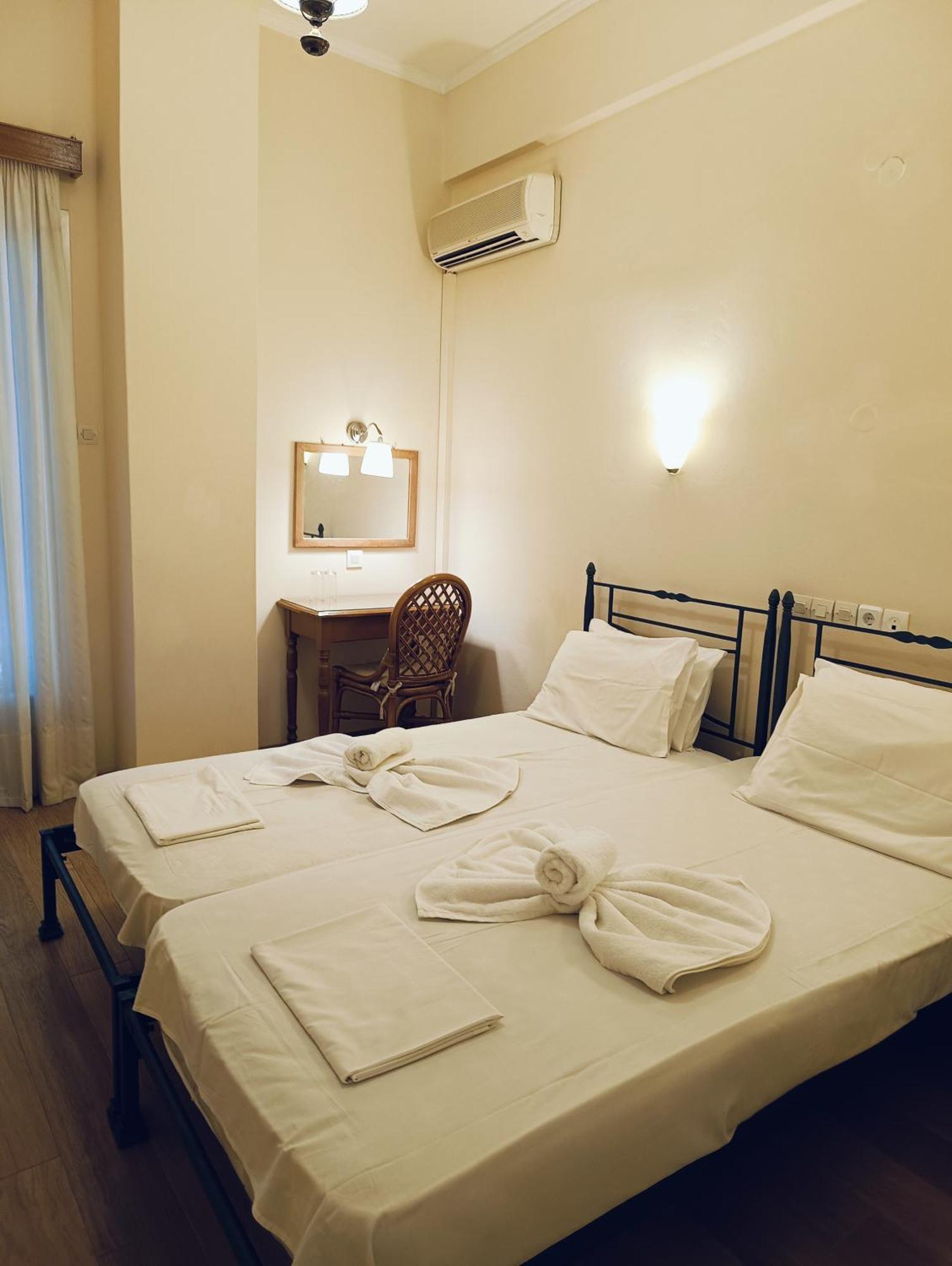 Anesis Hotel Loutra Edipsou  Exterior photo