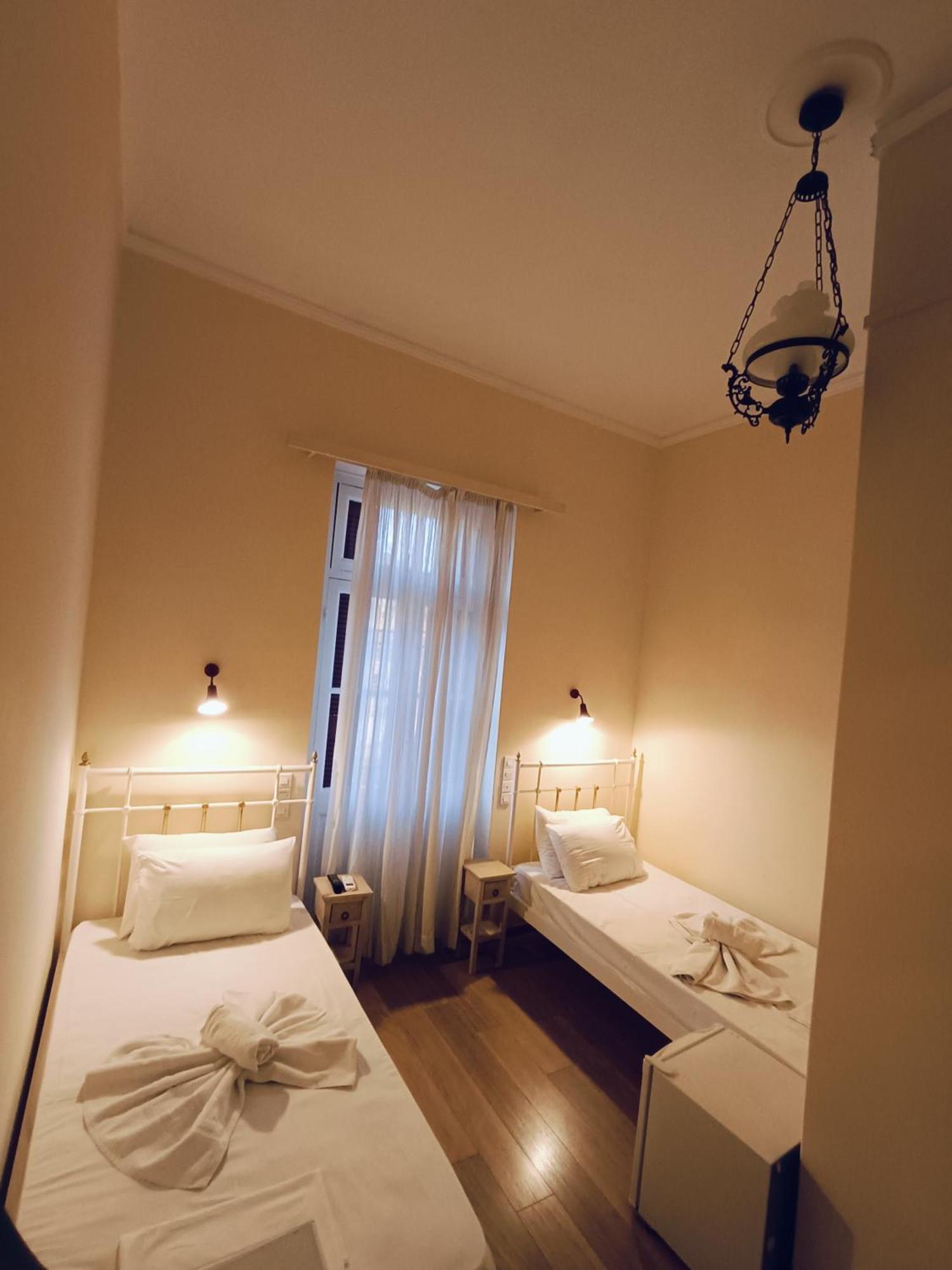 Anesis Hotel Loutra Edipsou  Exterior photo